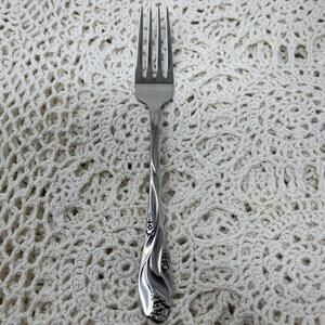 Oneida  LORILEI STAINLESS 7 1/4" Dinner Forks USA Pre-owned Very Clean